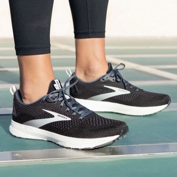 ✨Brooks Revel 4  Sz 11 Running Shoe - Women's✨ - Picture 1 of 9